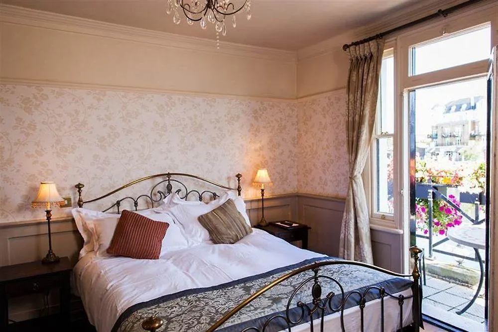 The Swan Hotel Staines-upon-Thames Inn