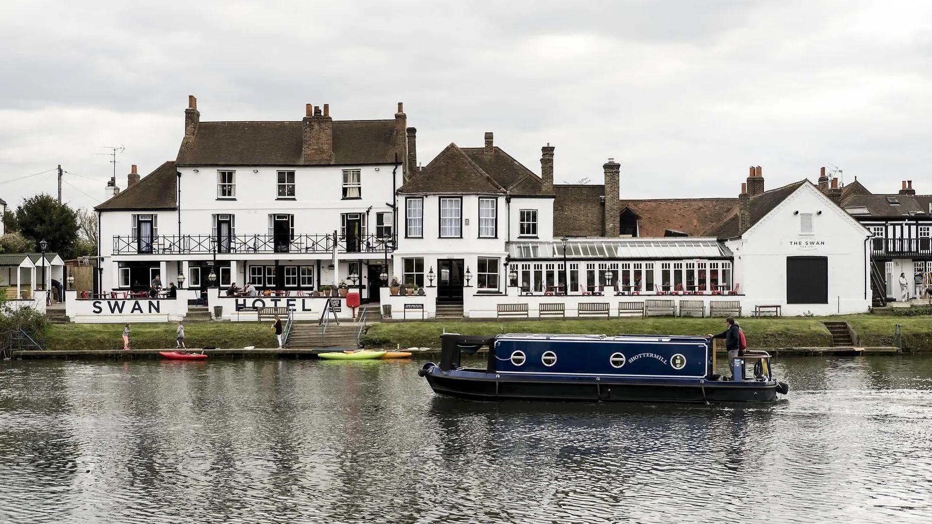 The Swan Hotel Staines-upon-Thames